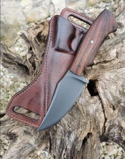 Handmade Hunting Skinner knife with D2 steel and Rose wood Handle
